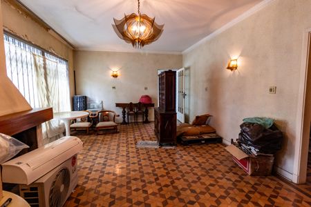 Casa à venda com 500m², 4 quartos e 16 vagas Casa à venda com 500m², 4 quartos e 16 vagasSala