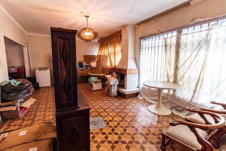 Casa à venda com 500m², 4 quartos e 16 vagas Casa à venda com 500m², 4 quartos e 16 vagasSala