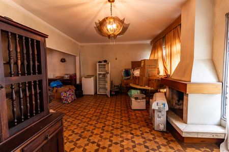 Casa à venda com 500m², 4 quartos e 16 vagas Casa à venda com 500m², 4 quartos e 16 vagasSala