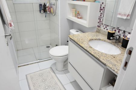 Apartamento à venda com 131m², 3 quartos e 2 vagasBanheiro da Suíte 2