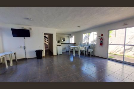 Apartamento para alugar com 42m², 1 quarto e sem vaga Apartamento para alugar com 42m², 1 quarto e sem vagaÁrea comum - Salão de festas