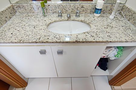 Apartamento para alugar com 84m², 3 quartos e 1 vaga Apartamento para alugar com 84m², 3 quartos e 1 vagaBanheiro suíte Canadense
