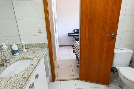 Apartamento para alugar com 84m², 3 quartos e 1 vaga Apartamento para alugar com 84m², 3 quartos e 1 vagaBanheiro suíte Canadense