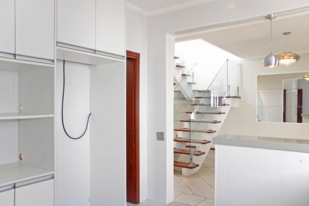 Casa de condomínio para alugar com 180m², 3 quartos e 4 vagasCozinha