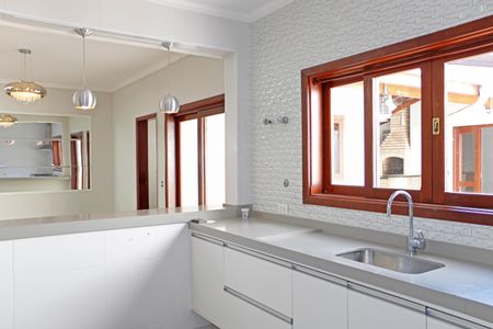 Casa de condomínio para alugar com 180m², 3 quartos e 4 vagasCozinha