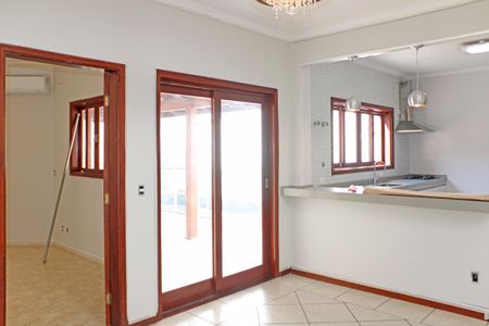 Casa de condomínio para alugar com 180m², 3 quartos e 4 vagasSala