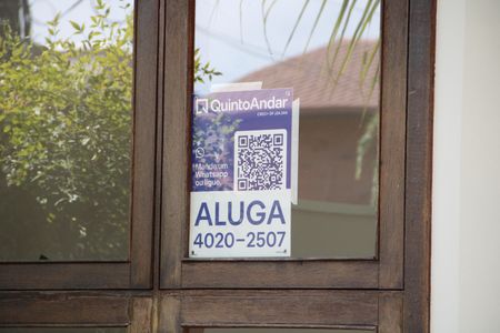 Casa de condomínio para alugar com 180m², 3 quartos e 4 vagasPlaca