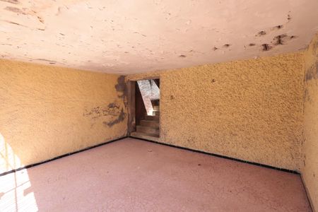 Casa à venda com 292m², 4 quartos e 2 vagas Casa à venda com 292m², 4 quartos e 2 vagasGaragem