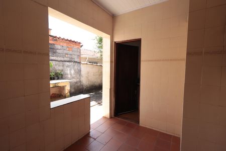 Casa à venda com 292m², 4 quartos e 2 vagas Casa à venda com 292m², 4 quartos e 2 vagasÁrea de Serviço