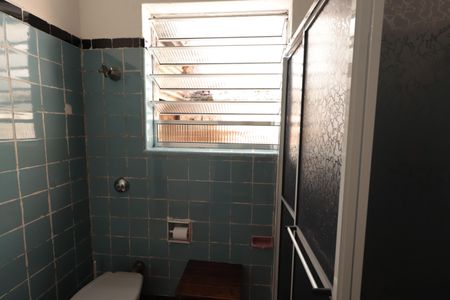 Casa à venda com 292m², 4 quartos e 2 vagas Casa à venda com 292m², 4 quartos e 2 vagasBanheiro