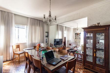 Apartamento à venda com 165m², 3 quartos e 2 vagasSala