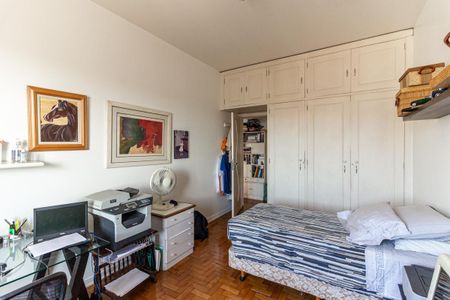 Apartamento à venda com 165m², 3 quartos e 2 vagasQuarto 3