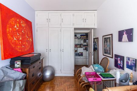 Apartamento à venda com 165m², 3 quartos e 2 vagasQuarto 2