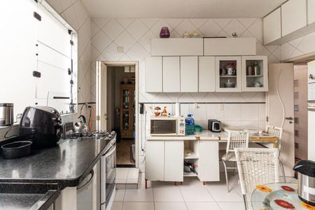 Apartamento à venda com 165m², 3 quartos e 2 vagasCozinha