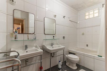 Apartamento à venda com 165m², 3 quartos e 2 vagasBanheiro da Suíte
