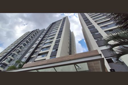 Apartamento para alugar com 69m², 2 quartos e 1 vaga Apartamento para alugar com 69m², 2 quartos e 1 vagaFachada