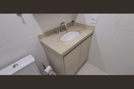 Apartamento para alugar com 69m², 2 quartos e 1 vaga Apartamento para alugar com 69m², 2 quartos e 1 vagaBanheiro Social