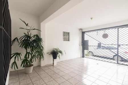 Casa à venda com 225m², 2 quartos e 1 vagaGaragem 
