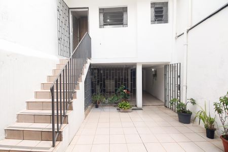 Casa à venda com 225m², 2 quartos e 1 vagaQuintal 