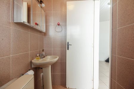 Casa à venda com 225m², 2 quartos e 1 vagaBanheiro de Serviço 