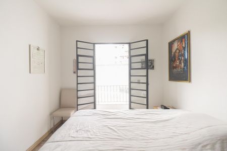 Casa à venda com 225m², 2 quartos e 1 vagaSuíte 2