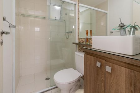 Apartamento à venda com 64m², 2 quartos e 1 vaga Apartamento à venda com 64m², 2 quartos e 1 vagaBanheiro Social
