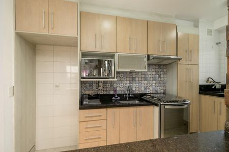 Apartamento à venda com 64m², 2 quartos e 1 vaga Apartamento à venda com 64m², 2 quartos e 1 vagaCozinha