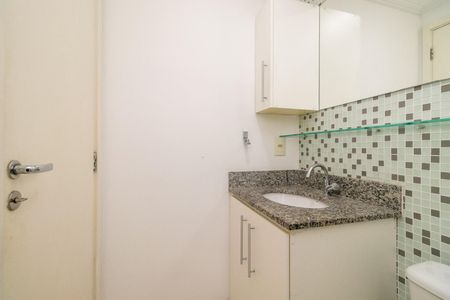 Apartamento à venda com 64m², 2 quartos e 1 vaga Apartamento à venda com 64m², 2 quartos e 1 vagaBanheiro da Suíte