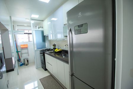 Apartamento à venda com 54m², 2 quartos e 2 vagasCozinha