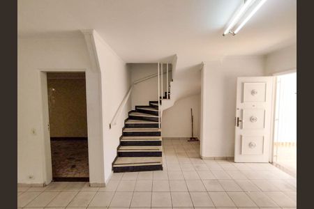 Casa para alugar com 170m², 3 quartos e 2 vagasSala