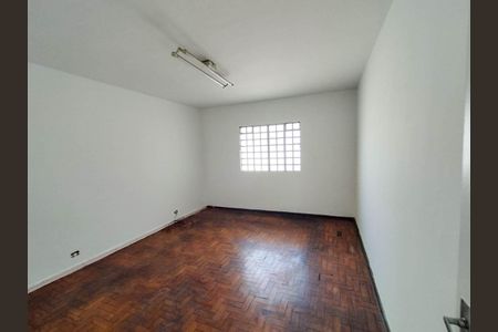 Casa para alugar com 170m², 3 quartos e 2 vagasQuarto 1
