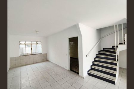 Casa para alugar com 170m², 3 quartos e 2 vagasSala