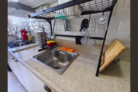 Apartamento à venda com 60m², 2 quartos e 1 vaga Apartamento à venda com 60m², 2 quartos e 1 vagaCozinha