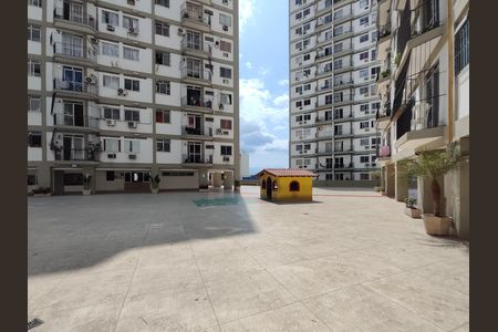 Apartamento à venda com 60m², 2 quartos e 1 vaga Apartamento à venda com 60m², 2 quartos e 1 vagaÁrea comum - Playground