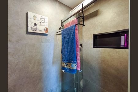 Apartamento à venda com 60m², 2 quartos e 1 vaga Apartamento à venda com 60m², 2 quartos e 1 vagaBanheiro