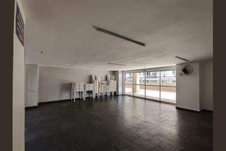 Apartamento à venda com 60m², 2 quartos e 1 vaga Apartamento à venda com 60m², 2 quartos e 1 vagaÁrea comum - Salão de festas
