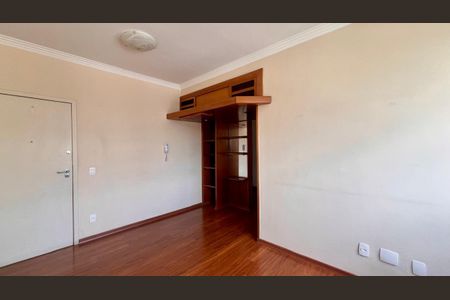 Apartamento à venda com 80m², 2 quartos e 1 vagaSala