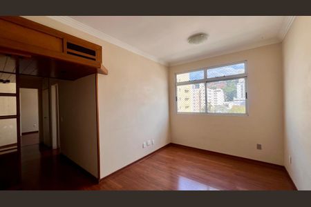 Sala de apartamento à venda com 2 quartos, 80m² em São Pedro, Belo Horizonte
