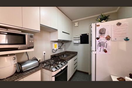 Apartamento à venda com 80m², 2 quartos e 1 vagaCozinha