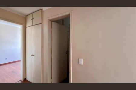 Apartamento à venda com 80m², 2 quartos e 1 vagaCorredor