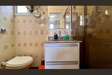 Apartamento à venda com 80m², 2 quartos e 1 vagaBanheiro Social