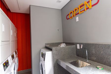 Apartamento à venda com 27m², 1 quarto e sem vagaÁrea comum - Lavanderia