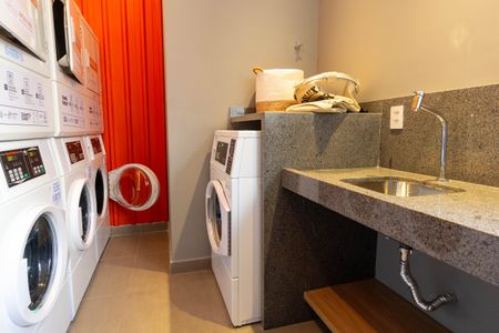 Apartamento à venda com 27m², 1 quarto e sem vagaÁrea comum - Lavanderia