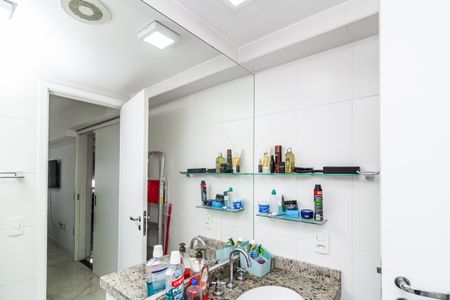 Apartamento para alugar com 66m², 2 quartos e 1 vagaBanheiro da Suíte