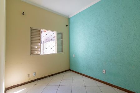 Casa à venda com 140m², 3 quartos e 5 vagasQuarto 2