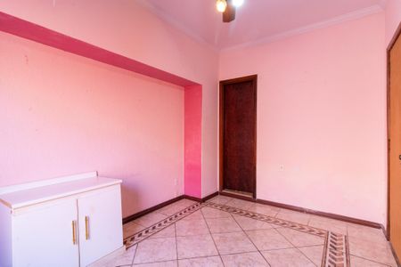 Casa à venda com 140m², 3 quartos e 5 vagasQuarto