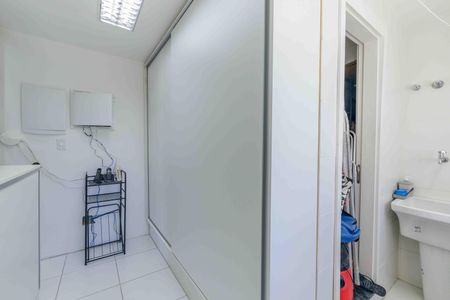 Apartamento à venda com 170m², 3 quartos e 3 vagas Apartamento à venda com 170m², 3 quartos e 3 vagasÁrea de Serviço