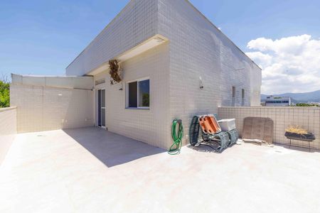 Apartamento à venda com 170m², 3 quartos e 3 vagas Apartamento à venda com 170m², 3 quartos e 3 vagasVaranda