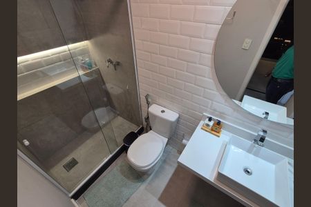 Apartamento à venda com 170m², 3 quartos e 3 vagasBanheiro social