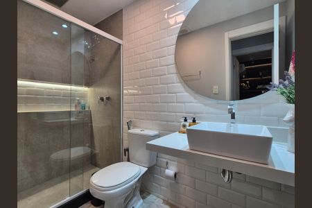 Apartamento à venda com 170m², 3 quartos e 3 vagasBanheiro social